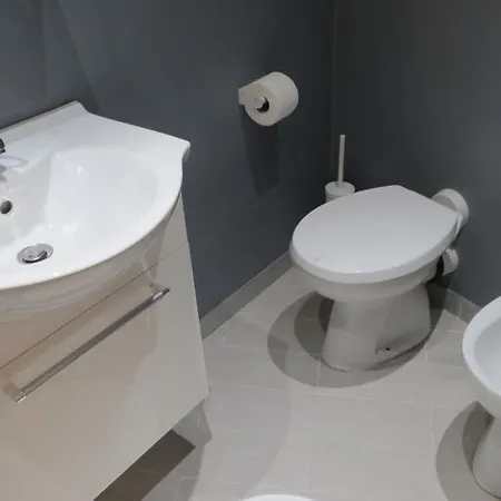 לינה וארוחת בוקר La Casita 2*