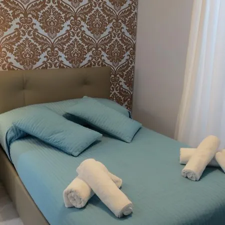 לינה וארוחת בוקר La Casita רומא